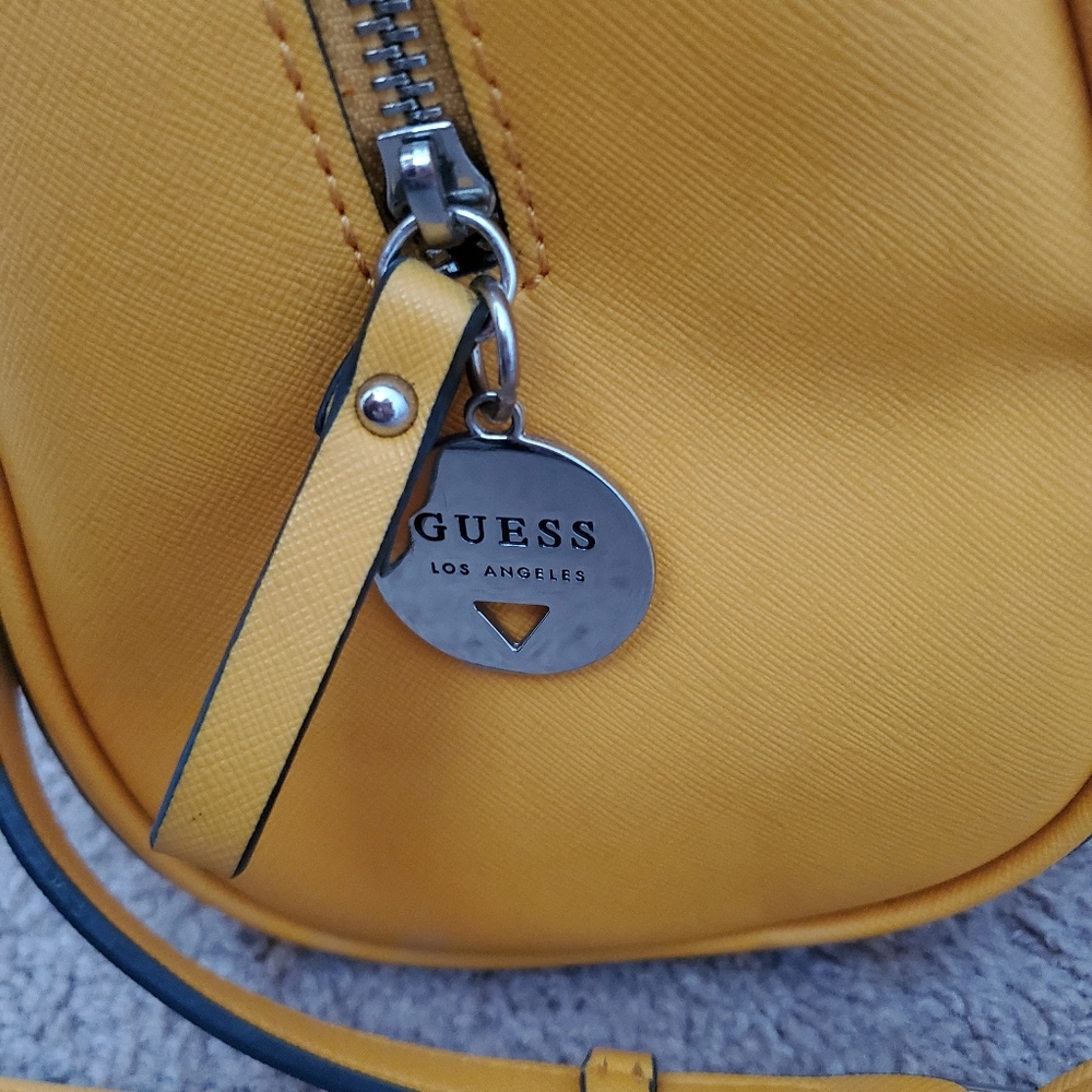 Guess purse